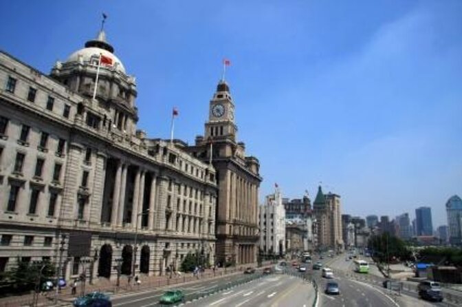 Shanghai Bus Tour:Yu Garden,Chenghuang,Zhujiajiao Water Town,Bund - Key things you’ll notice on this itinerary