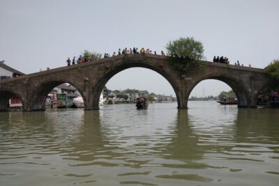 Shanghai Bus Tour:Yu Garden,Chenghuang,Zhujiajiao Water Town,Bund - Where you meet, how the day moves, and what to bring