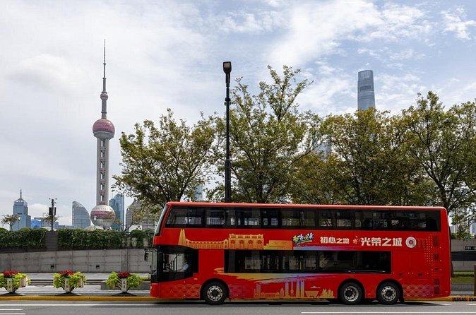 Shanghai City Sightseeing Bus Hop On Hop Off City Tour - Nanjing Road and Huaihai Road: Shopping Streets With a Transport Shortcut