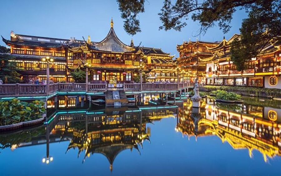 Shanghai: Hop-on Hop-off Bus Ticket and Optional Attractions - Price and Value: Is $12 Worth It for One Day?