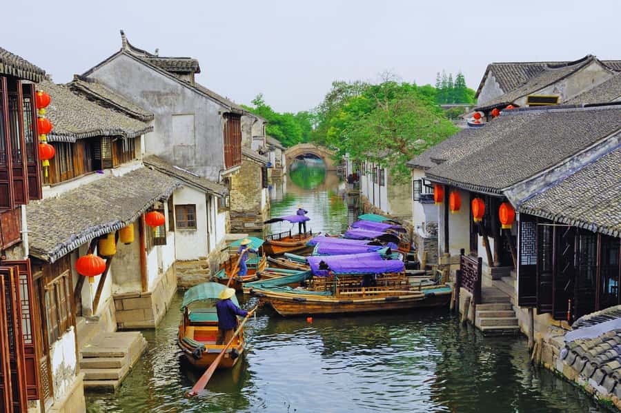 Shanghai:Old Town, Yu Garden, Zhujiajiao Water Town Bus Tour - Option 2: The Full-Day Bus Tour Covering Old Town, Yu Garden, Zhujiajiao, and the Bund