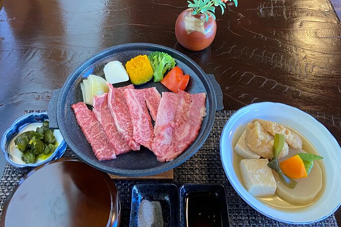 Shirakawago & Takayama Bus Tour from Nagoya w/Optional Lunch - Guides, language, and group size: what you can realistically expect