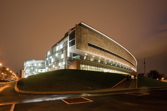 Skip the line National Automobile Museum and Turin Hop On Hop Off - Your Day Plan from P.za Castello at 10:00