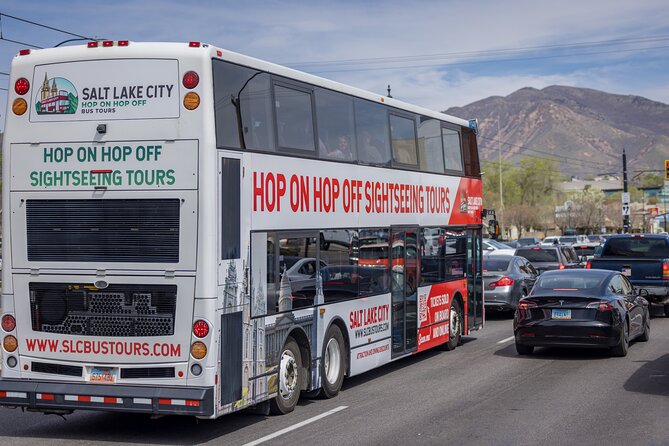 SLC Bus Tours Hop On Hop Off - Stop 1: Gateway Mall, Clark Planetarium, and Discovery Gateway