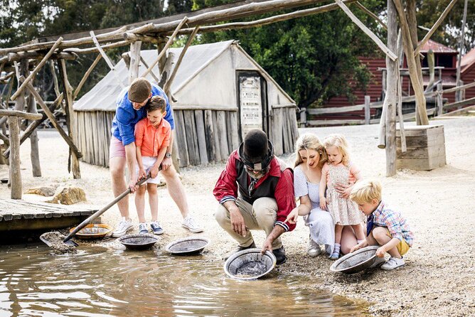 Sovereign Hill, Botanical Gardens and Melbourne Skydeck Bus Tour - Key things to know before you go