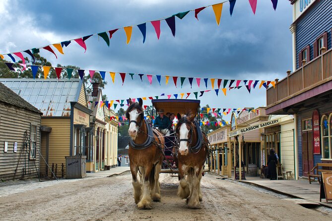 Sovereign Hill, Botanical Gardens and Melbourne Skydeck Bus Tour - Ballarat day trip starts with a smooth morning out of Melbourne