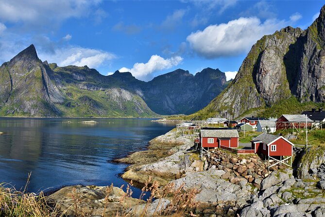 Special Summer Cruise Bus Tour of Lofoten - Stop 4: Reine’s tiny village feel and the big viewpoint payoff