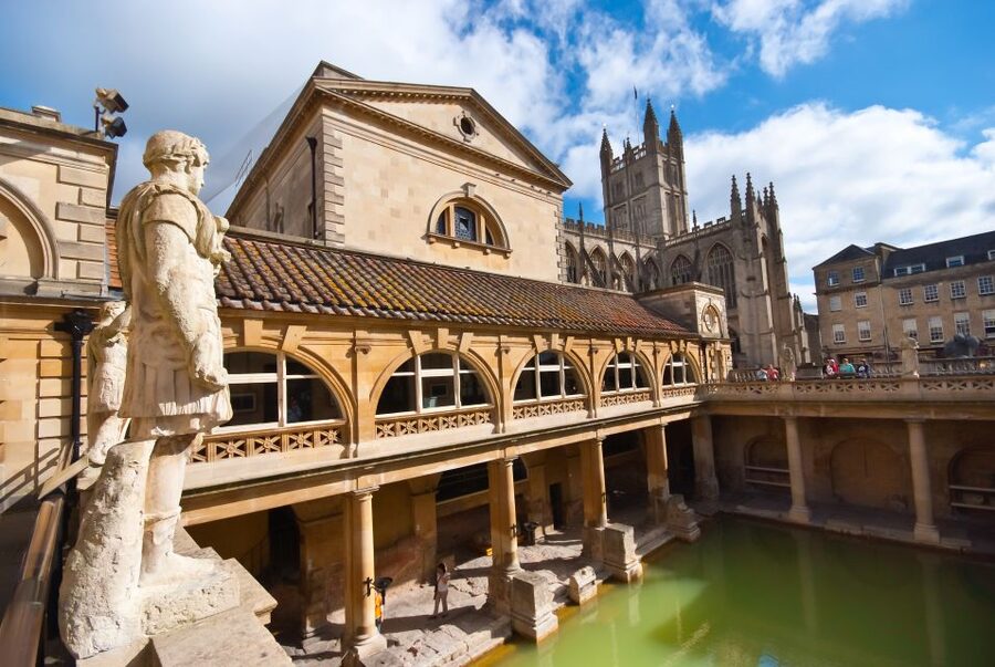 Stonehenge & Bath: Full-Day Coach Tour from London - The ride from London: first-class comfort, real-world timing