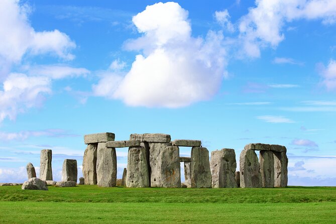 Stonehenge Inner Circle Tour - What to bring (and what to skip) for Stonehenge close-up time
