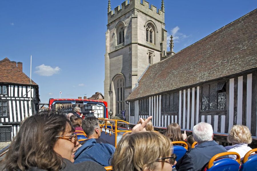 Stratford-upon-Avon:City Sightseeing Hop-On Hop-Off Bus Tour - Getting Your Bearings from Stop 1 by the River Avon