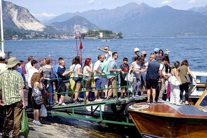 Stresa: 1-Day 3 Borromean Islands Hop-On Hop-Off Boat Tour - Finding the Right Boat: Dock Signs, Ticket Exchange, and Crew