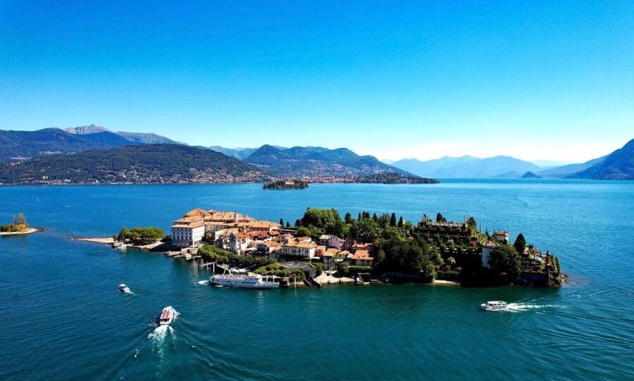 Stresa: Isola Madre and Isola Bella Hop-On Hop-Off Boat Tour - Timing, waiting, and the not-so-strict schedule