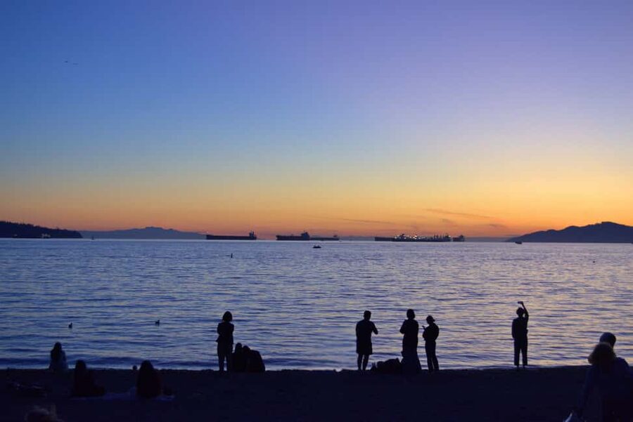 Sunset Bus Tour: Stanley Park & English Bay Photostops - Price and value: what $31 buys you in real-world terms