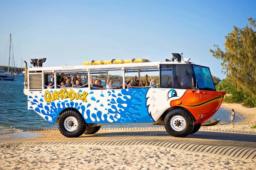 Surfers Paradise: Guided Gold Coast Amphibious Bus Tour - Where to Meet and What to Bring