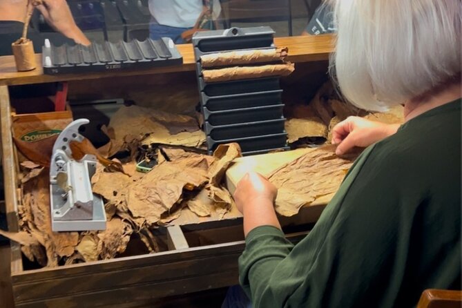 Tampa's Cigar City Bus Tour - The operating cigar factory stop: seeing cigars made in Ybor