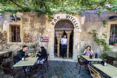 Taormina: Hop-On Hop-Off Green Line Godfather Bus Tour - Forza d’Agro Stop: The Square and SS. Annunziata