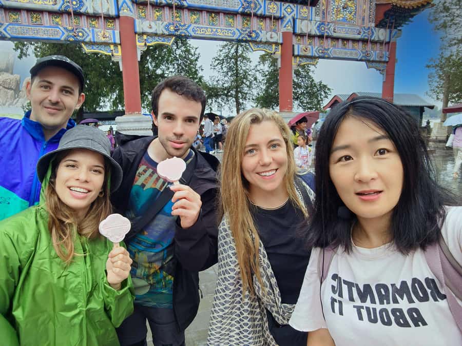 Temple Heaven, Summer Palace, Lama Temple, Hutong Bus Tour - Summer Palace Must-Sees: Foxiangge Views and the Seventeen-Arch Bridge