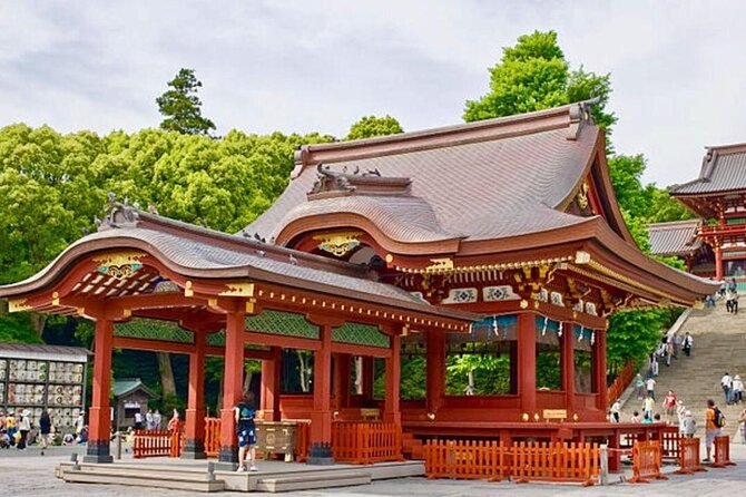 Tokyo: Bus Tour to Kamakura Great Buddha & Enoshima with Pickup - Stop 2: Kamakura High School (30 minutes) for Slam Dunk fans
