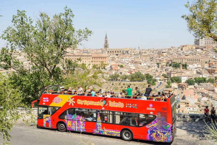 Toledo: City Sightseeing Hop-On Hop-Off Bus Tour & Extras - Alcazar to Bisagra and the best riverside photo points