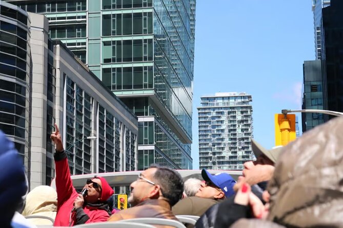Toronto Hop-On Hop-Off Bus Tour with Scenic Boat Cruise - Key things to know before you go