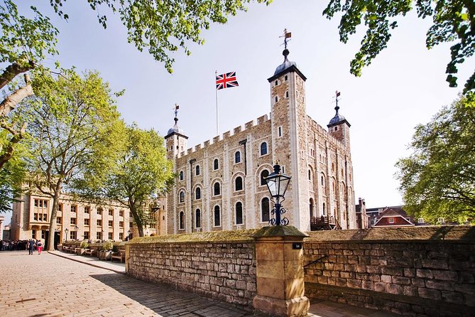 Tower of London with London Hop-On Hop-Off Tour and River Cruise - The Tower of London and the Crown Jewels: what you’re paying for