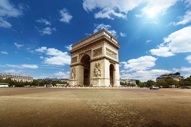 Trip to Paris with Seine Cruise, Bus Tour and Travel Card - Musée d’Orsay and the Impressionists window