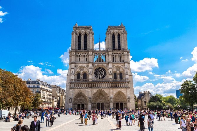 Trip to Paris with Seine Cruise, Bus Tour and Travel Card - Big views on your own: Arc de Triomphe and Champs-Elysées stroll time
