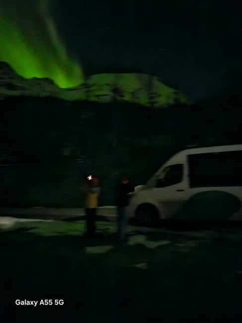 Tromsø: Northern Lights Bus Tour – Chase the Aurora Borealis - How Live Forecasting Changes Your Chances of Seeing the Lights
