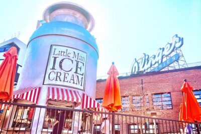 Ultimate Denver Day Out Bus Tour: Red Rocks, City Sites & Sweets - Red Rocks Park and Amphitheatre in about 25 minutes