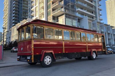 Vancouver Hop On Hop Off Trolley Tour - The route in human terms: from Canada Place to Gastown