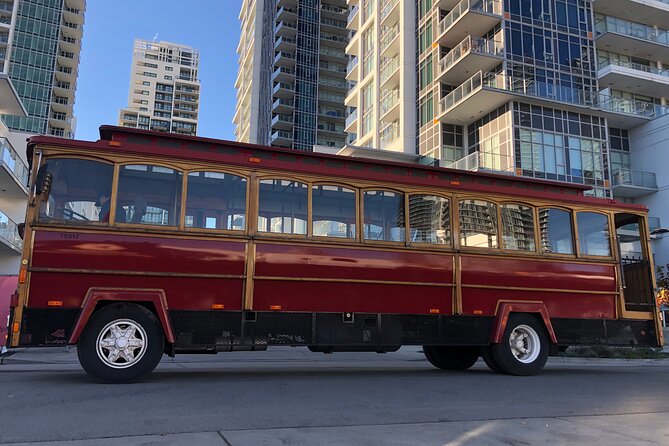 Vancouver Hop On Hop Off Trolley Tour - What the guides add (and why names like Tim and Sherry matter)