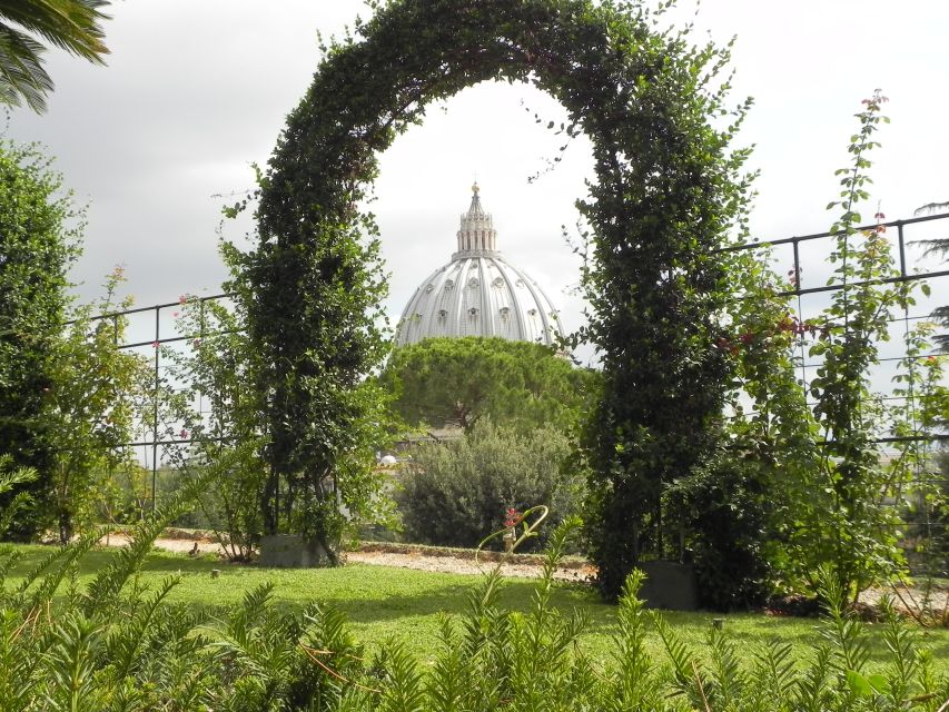 Vatican: Vatican Gardens with Bus Tour & Vatican Museums - Where you meet and the handoff to Vatican staff