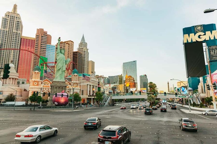 Vegas Explorer: Hop-On Hop-Off Adventure at Your Own Pace - Choosing your Vegas Explorer: 2-hour, 1-day, or 2-day