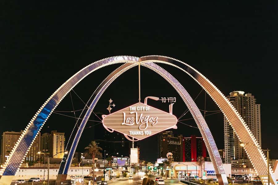 Vegas Illuminated: Ultimate Vegas Panaromic Night Bus Tour - The 7pm panoramic ride: what this format gets you (and what it doesn’t)