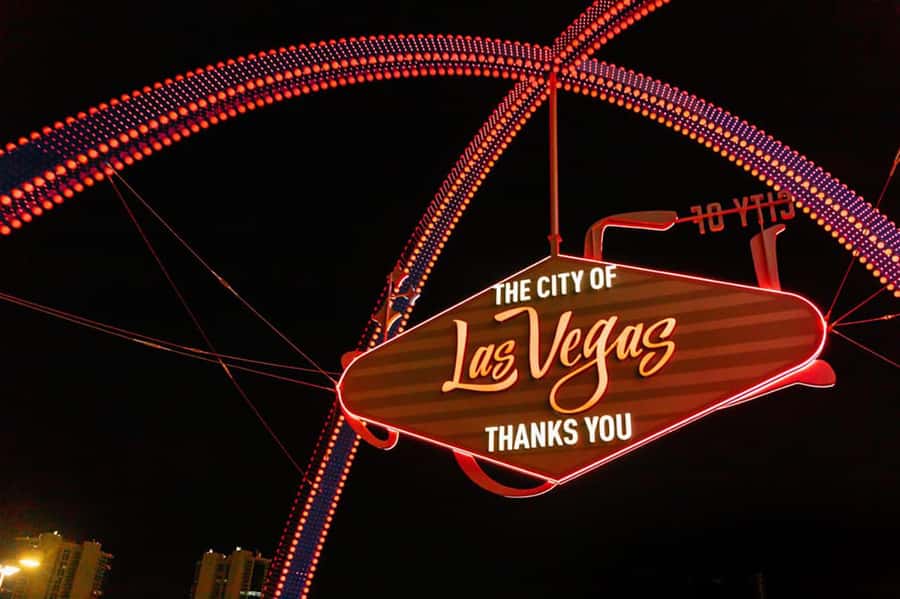 Vegas Illuminated: Ultimate Vegas Panaromic Night Bus Tour - Adults-only 21+ night bus: drinks and a Hard Rock start