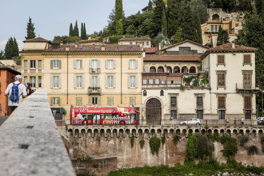 Verona: Hop-on Hop-off Tour 24 or 48-Hour Ticket - Piazza Bra: the Arena Square that makes orientation easy