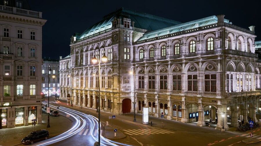 Vienna: Big Bus City Highlights Night Tour with Live Guide - What the Bus Tour Actually Covers: Opera, Prater, Stadtpark, Ring Street, Schönbrunn, Danube