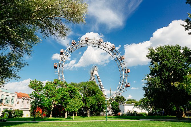 Vienna Hop On Hop Off City Tour - The audio part: 19 languages and a music history walking add-on