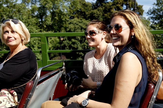 Vintage London Bus Tour Including Cruise with London Eye Option - Vintage bus meets Thames cruise: the best kind of London intro
