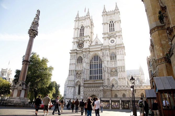 Vintage London Bus Tour Including Cruise with London Eye Option - Tower of London photo stop: where the tour turns toward the river
