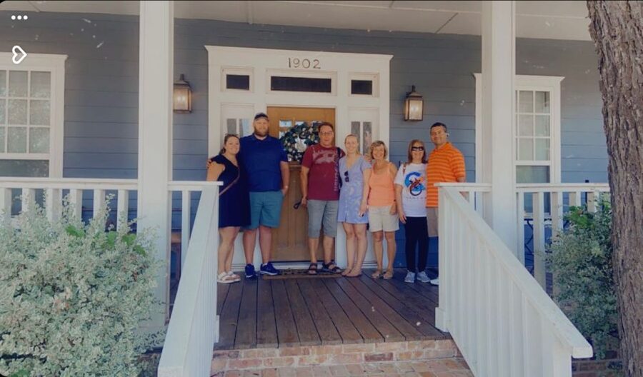Waco: Fixer Upper and City Theme Bus Tour - When You Can Go Inside: How the House Stop Usually Feels