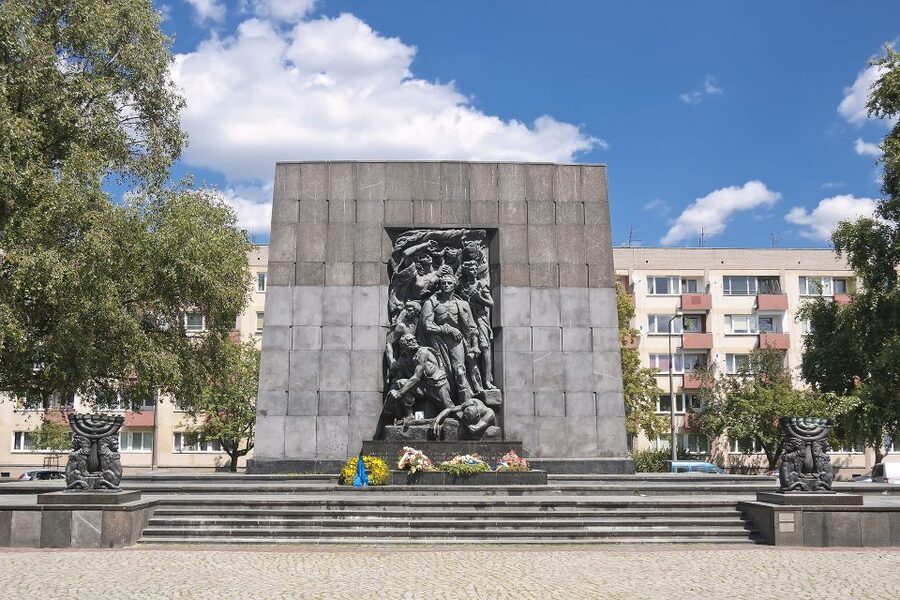 Warsaw: 3-Hour Panoramic City Bus Tour with Pickup - How the bus tour works: group size, timing, and comfort reality checks