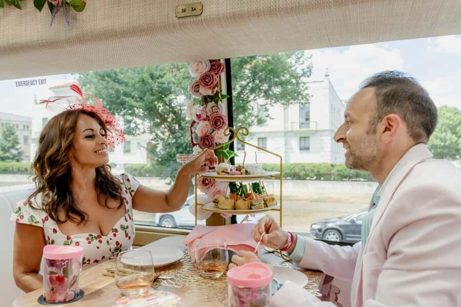 Washington, D.C.: Tea Around Town Bus Tour with Landmarks - Tea Time Meets Monument Sightseeing on a Pink Bus