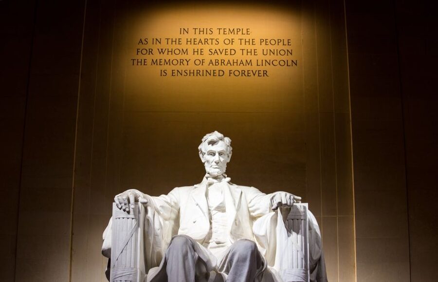 Washington, DC: Holiday Lights Nighttime Bus Tour - Crossing the Potomac: Monument Views Without the Monument Stress