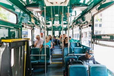 Washington, DC: Hop-On Hop-Off Old Town Trolley City Tour - White House Stop to WWI Memorial: Seeing the Iconic DC Core Without the Stress