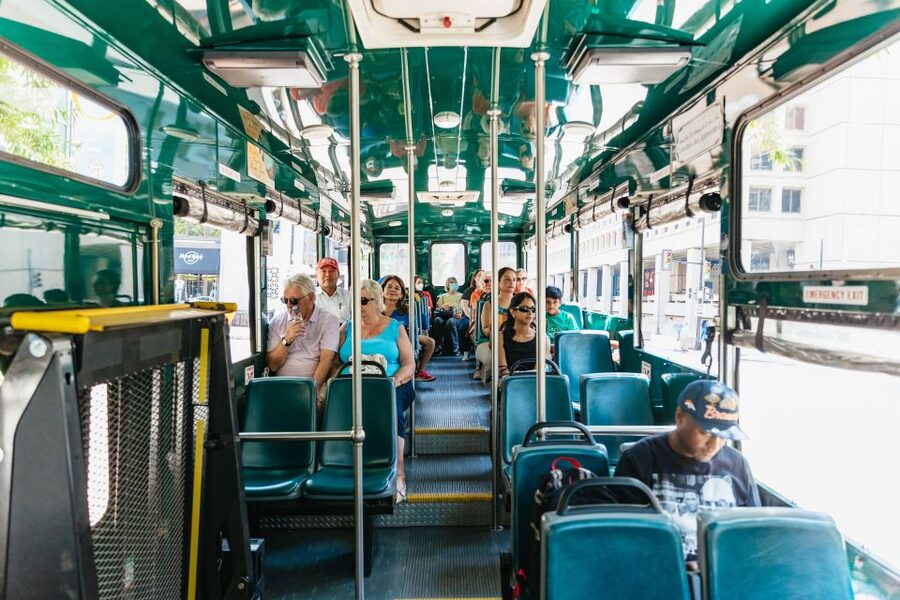 Washington, DC: Hop-On Hop-Off Old Town Trolley City Tour - White House Stop to WWI Memorial: Seeing the Iconic DC Core Without the Stress