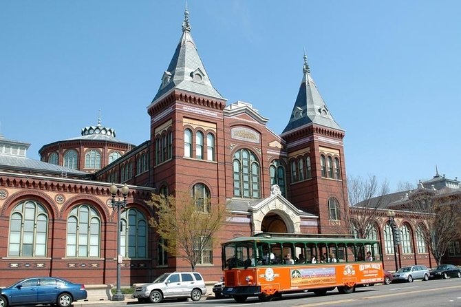 Washington DC Hop-On Hop-off Trolley Tour with 15 Stops - Who should book this trolley, and who might skip it?