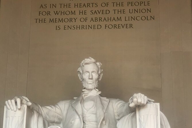 Washington DC Private Guided Bus Day Tour with Step Off Guide - Lincoln Memorial and Jefferson Memorial: Two Icons With Easy Momentum