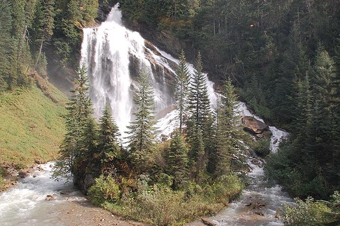 Western Trails - One Way Vancouver To Calgary Rockies Bus Tour - What the National Parks Pass Actually Changes for You
