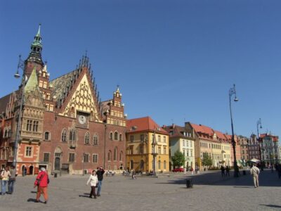 Wroclaw: 2-Hour Private Electric Bus Tour with Guide or Tape - The Private Electric Bus: Comfort That Makes the Route Easier